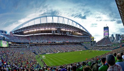 欧博官网-意大利新星卡马达即将与AC米兰续约至2028年 外租计划助力其成长